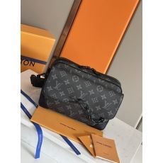 Mens Louis Vuitton Satchel Bags